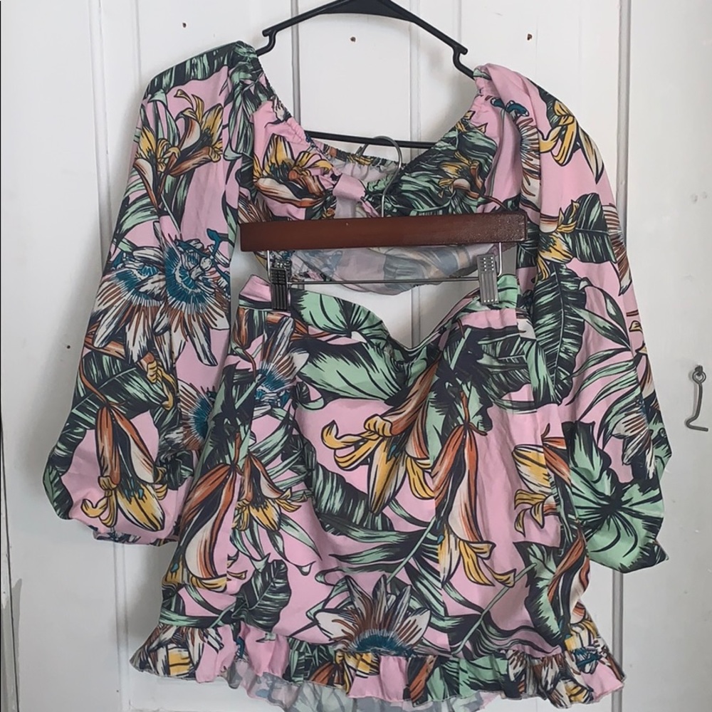 Two piece set
